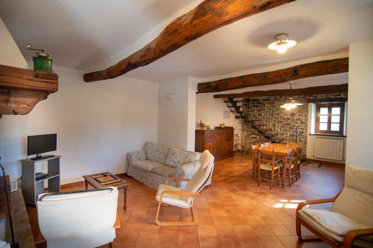Agriturismo Il Corniolo Кастилионе ди Гарфаняна Екстериор снимка
