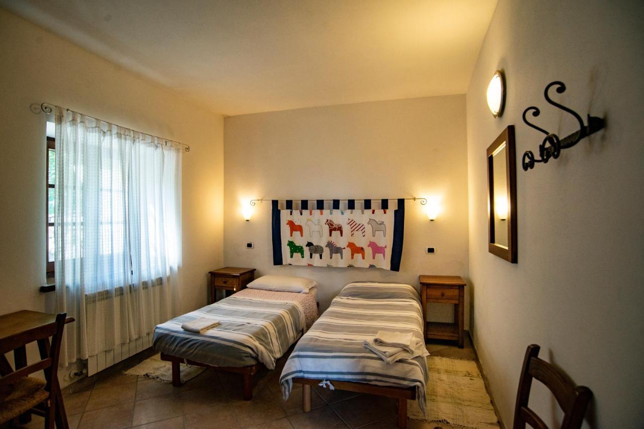 Agriturismo Il Corniolo Кастилионе ди Гарфаняна Екстериор снимка