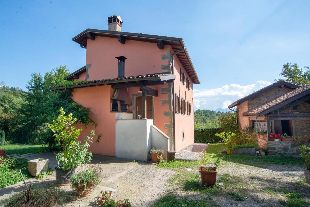 Agriturismo Il Corniolo Кастилионе ди Гарфаняна Екстериор снимка