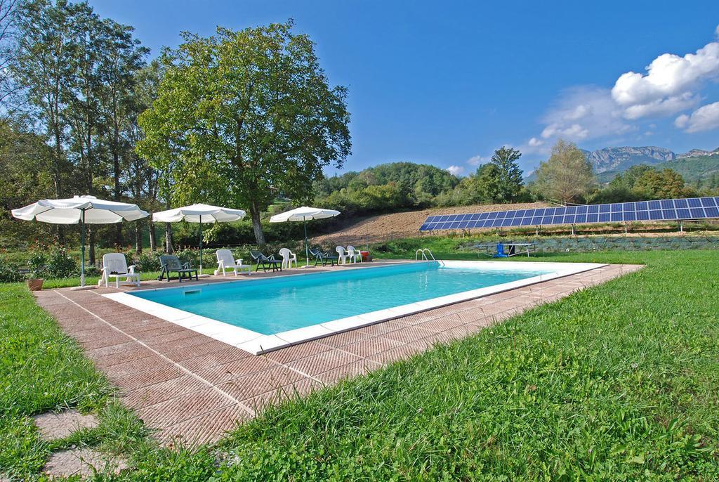 Agriturismo Il Corniolo Кастилионе ди Гарфаняна Екстериор снимка