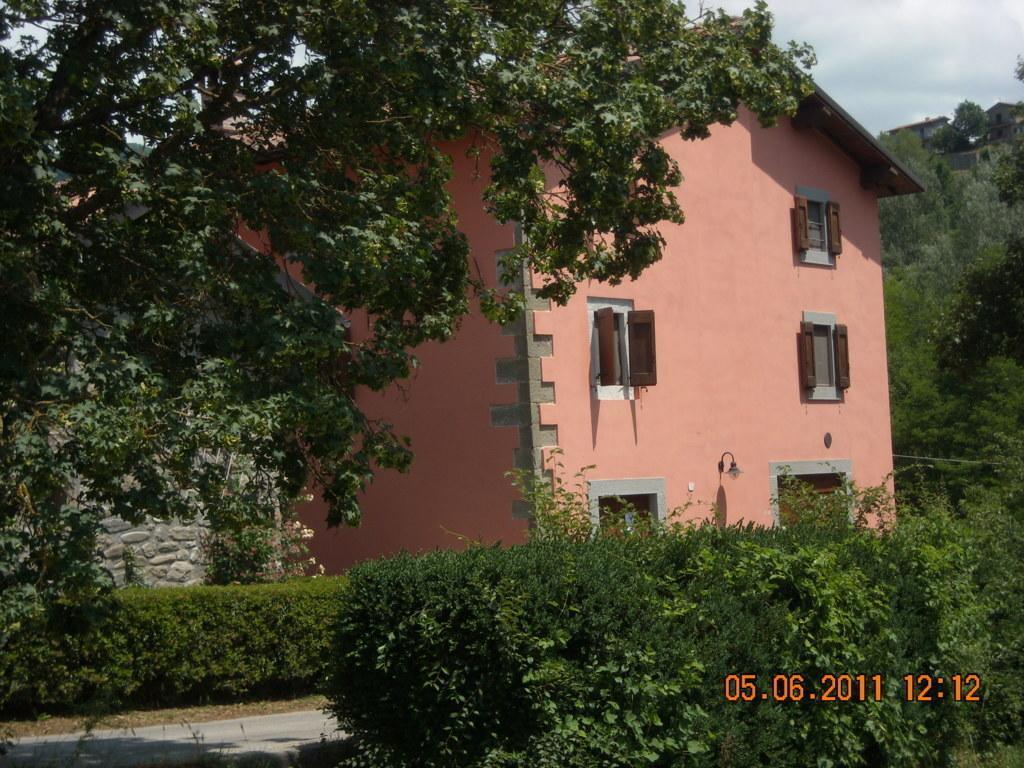 Agriturismo Il Corniolo Кастилионе ди Гарфаняна Екстериор снимка