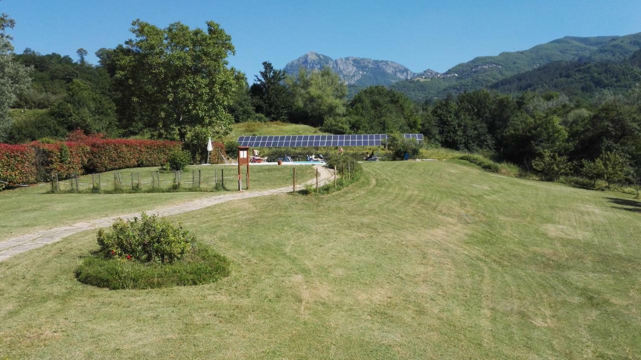 Agriturismo Il Corniolo Кастилионе ди Гарфаняна Екстериор снимка